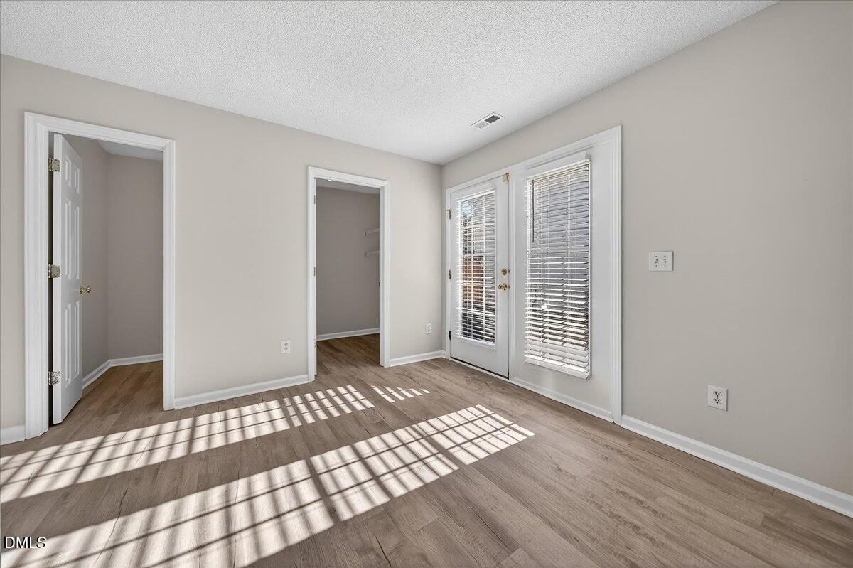 2604 Dwight Place