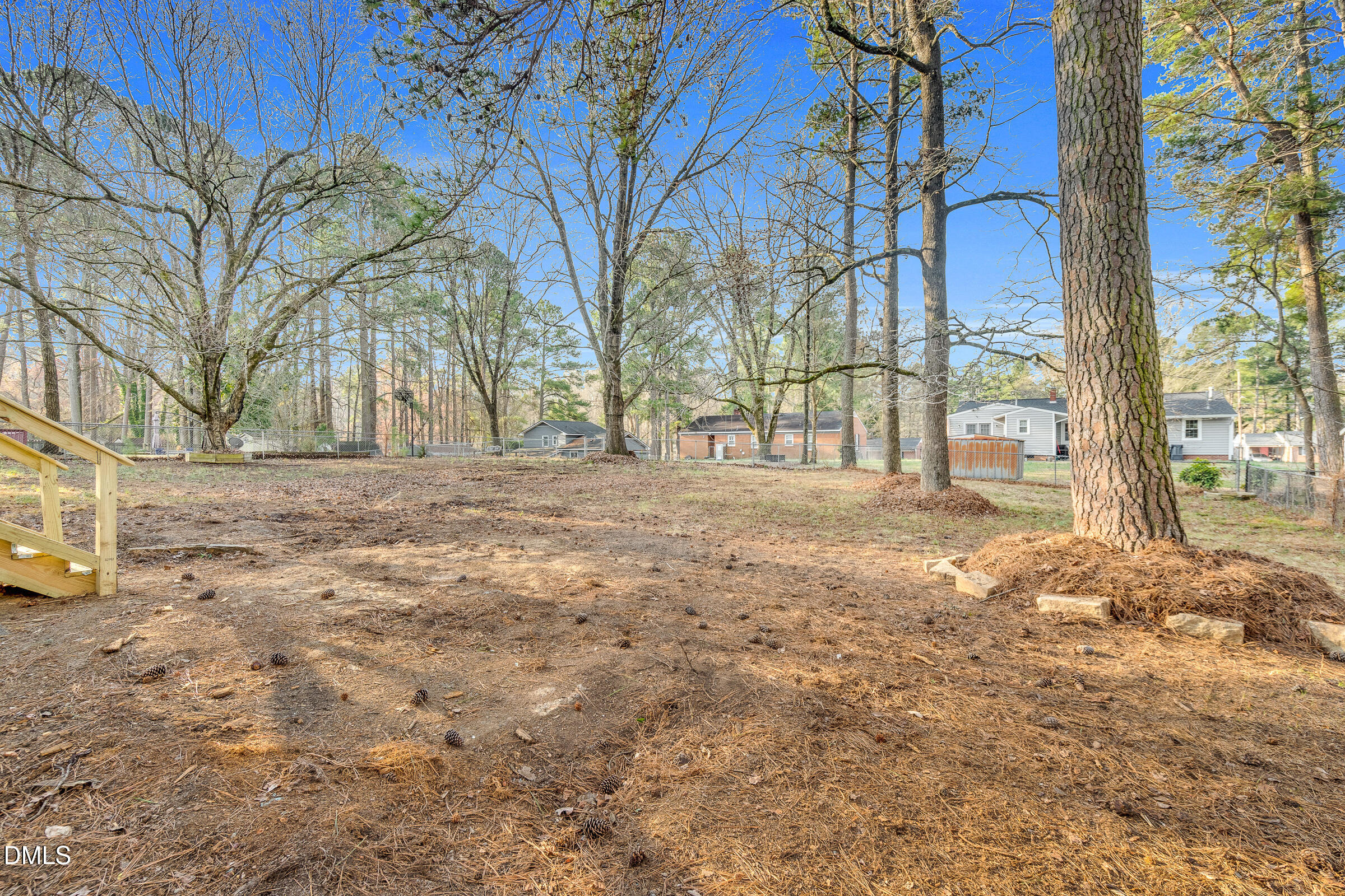 1249 Oakridge Avenue