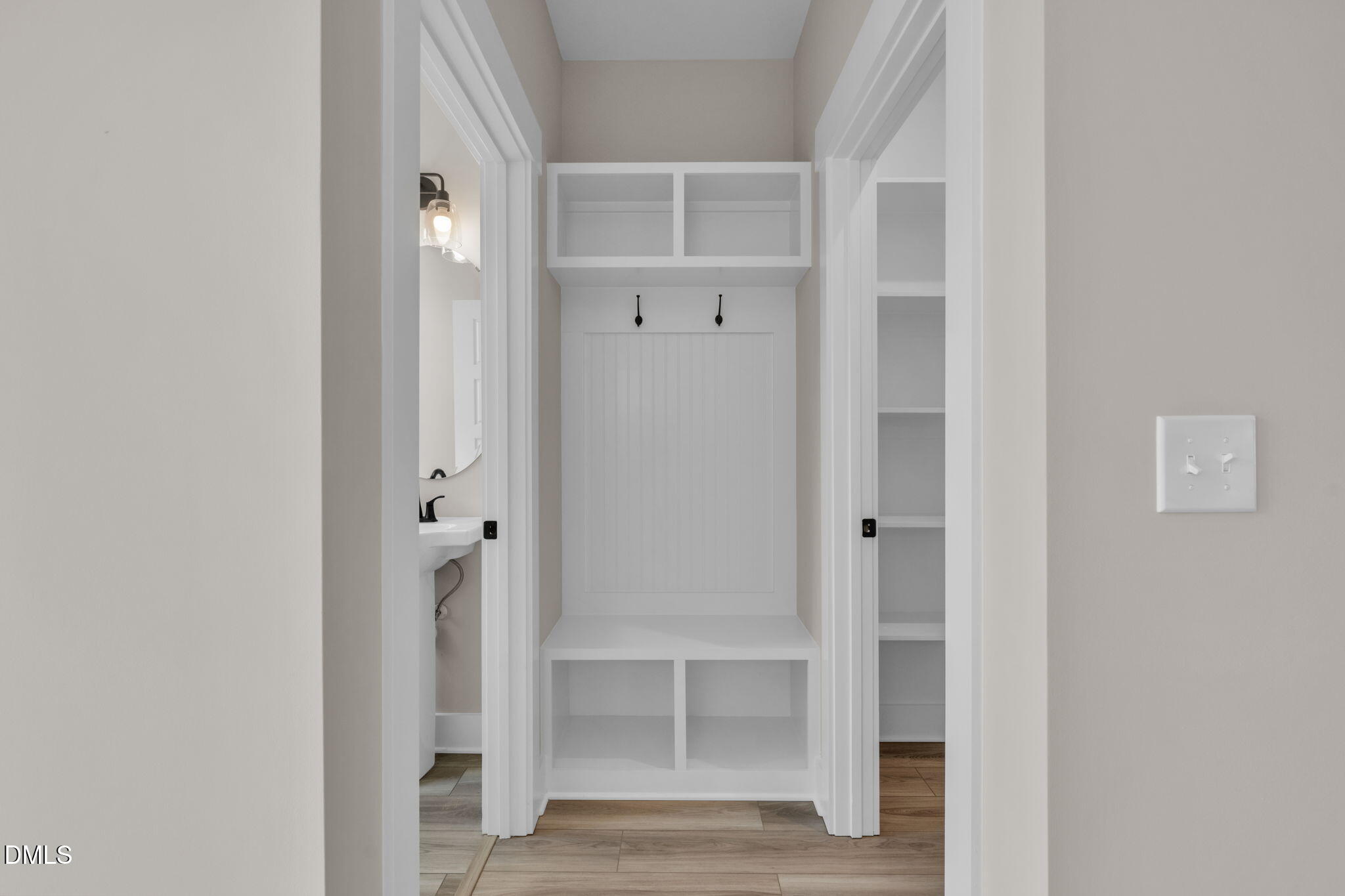 1108 Blackthorn Lane