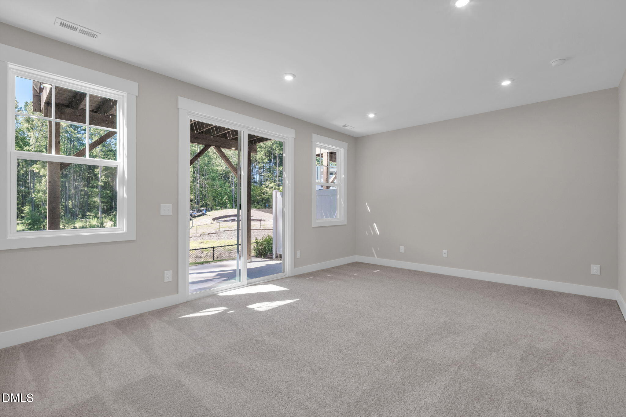 1108 Blackthorn Lane