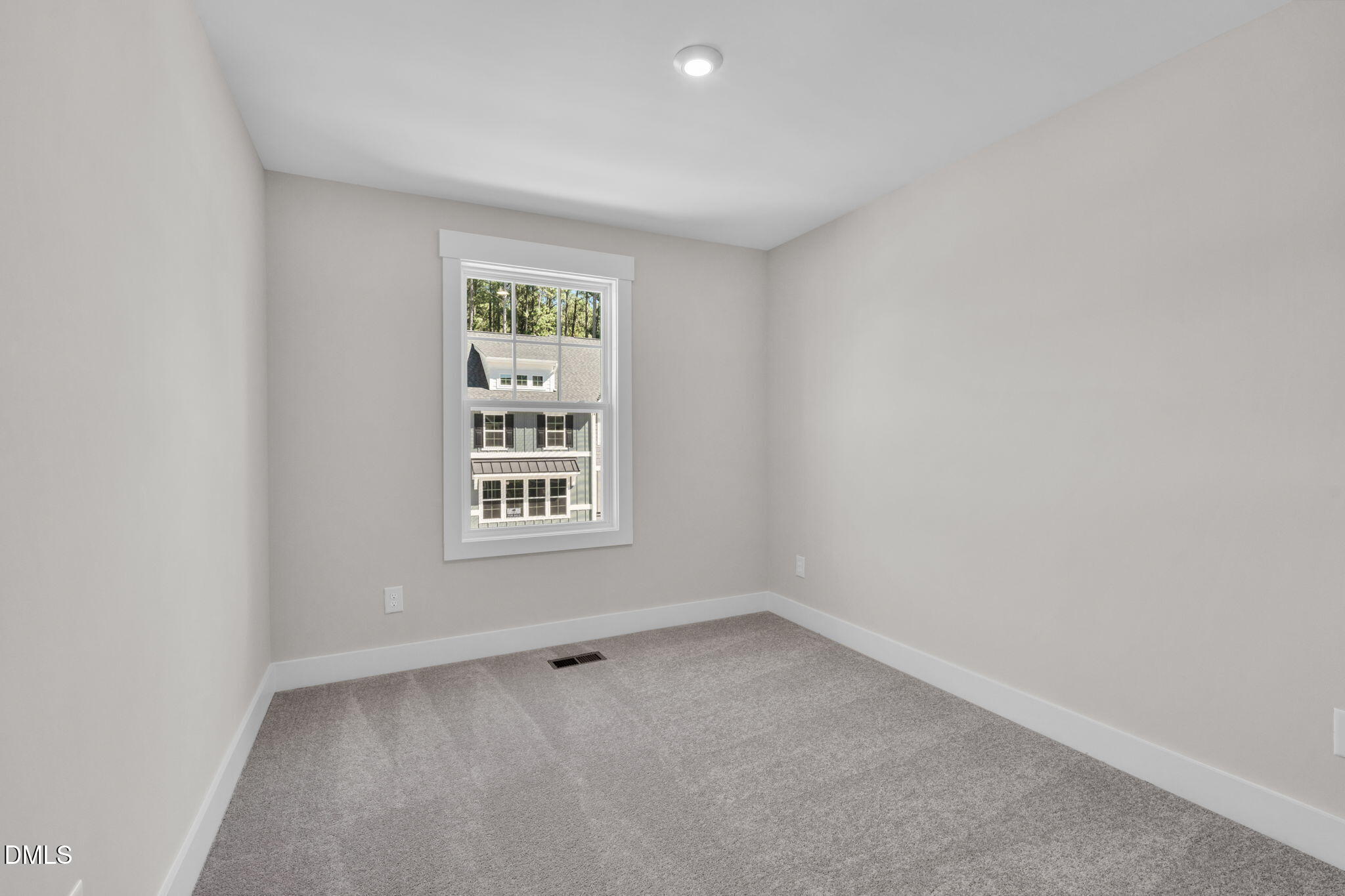 1108 Blackthorn Lane