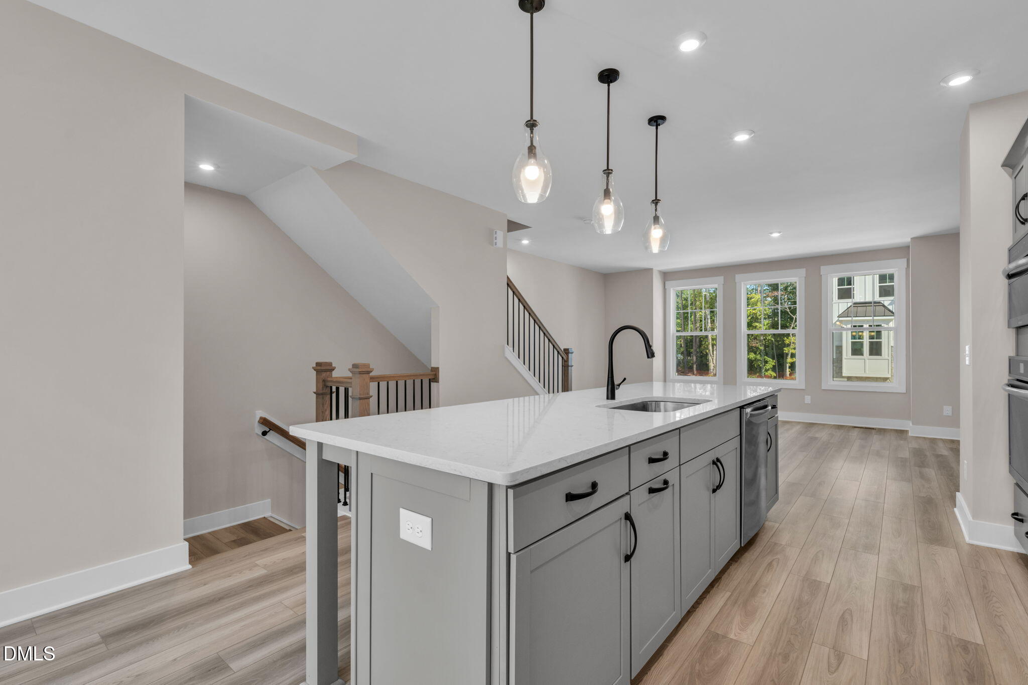 1108 Blackthorn Lane
