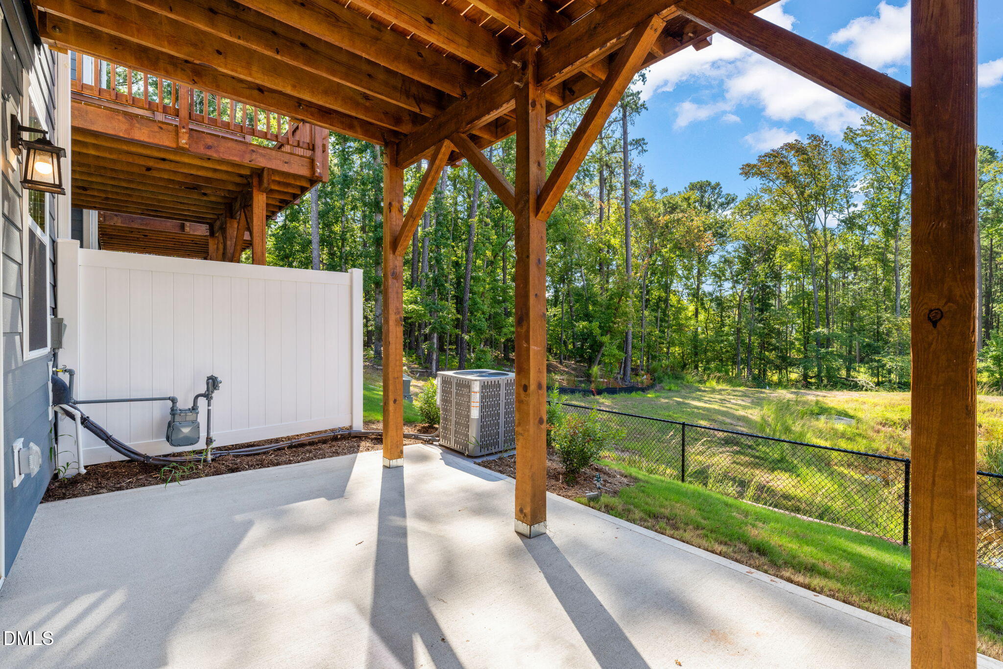 1108 Blackthorn Lane