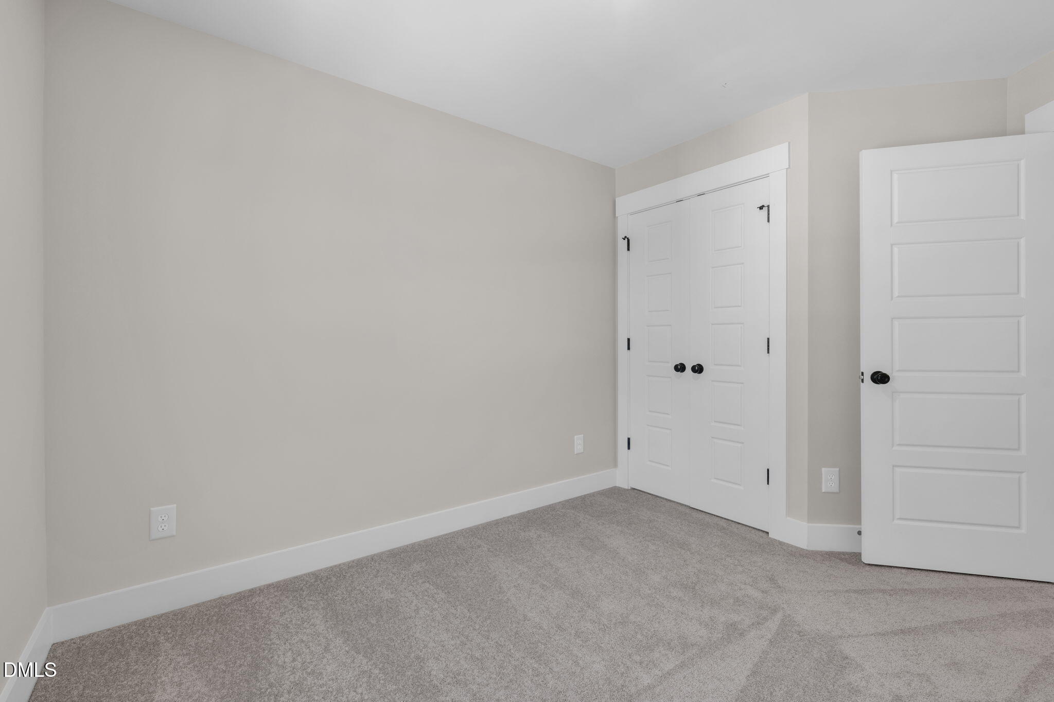 1108 Blackthorn Lane