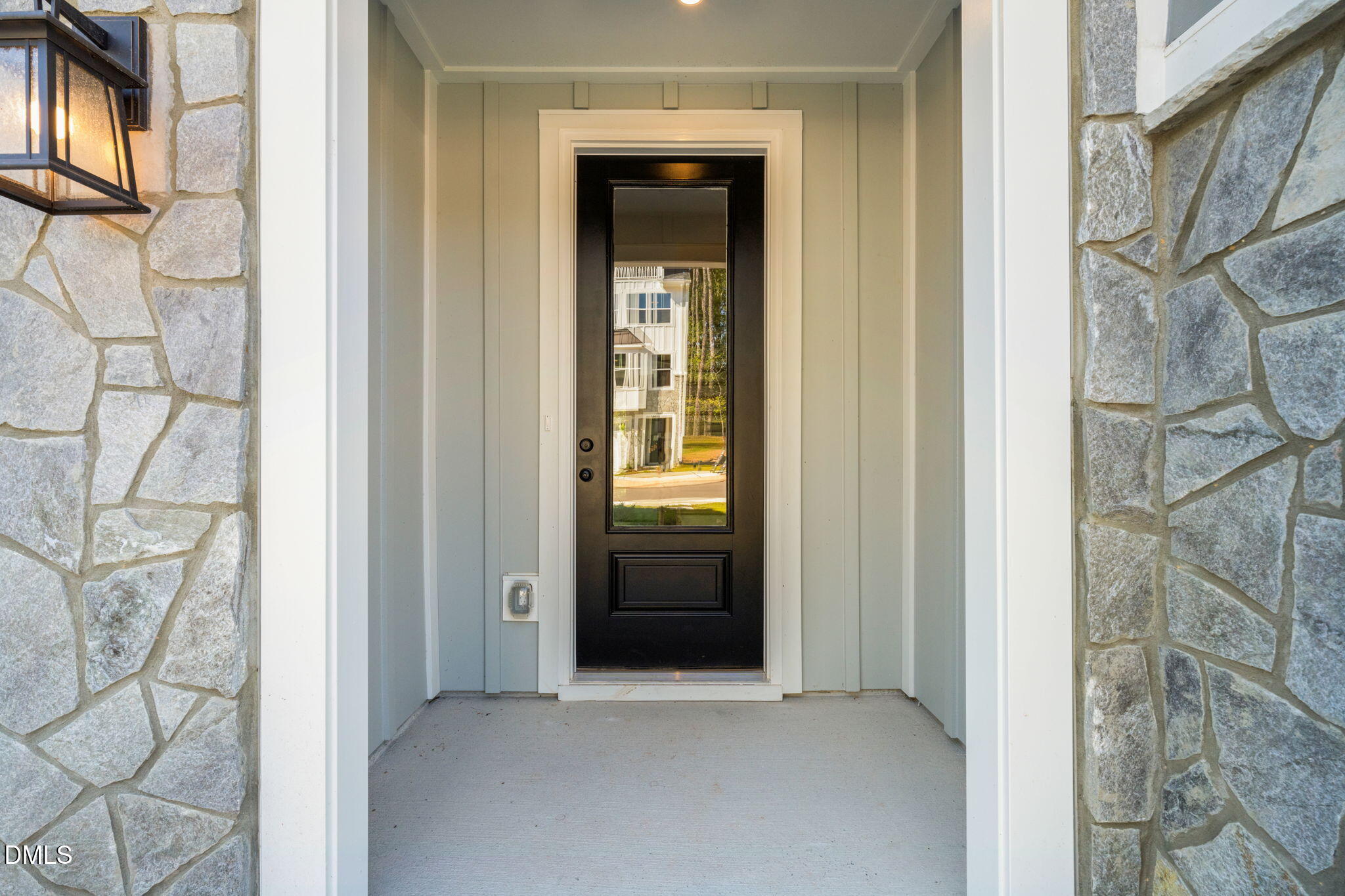 1108 Blackthorn Lane
