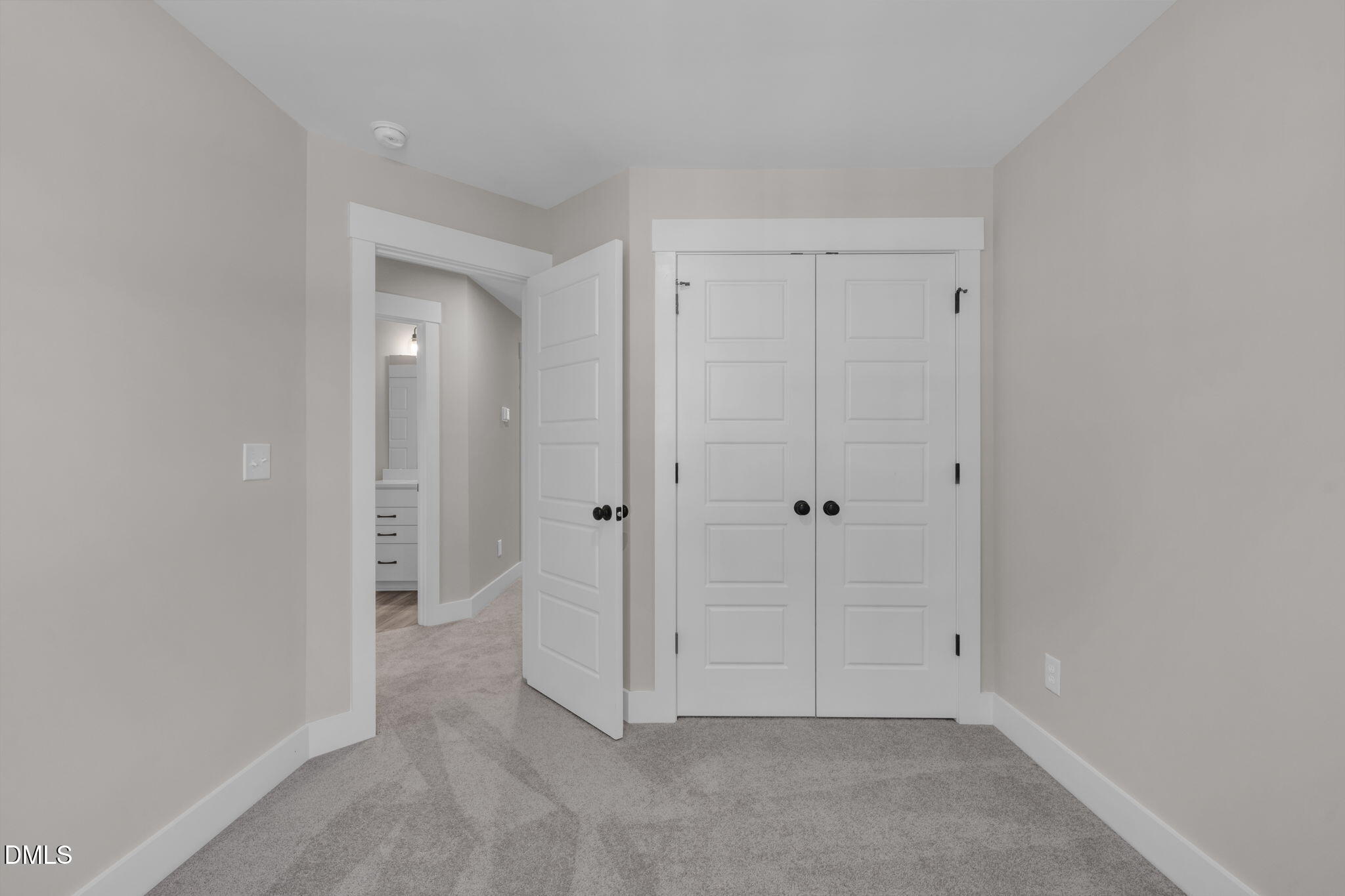 1108 Blackthorn Lane