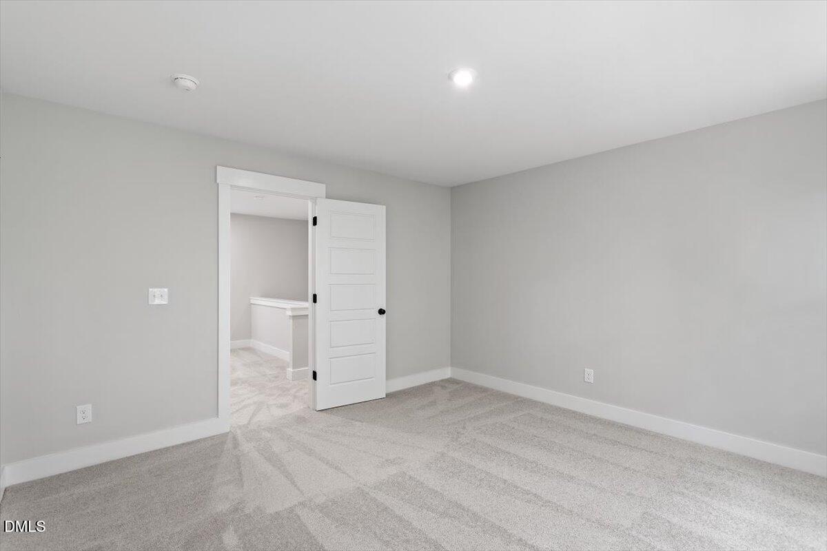 1111 Blackthorn Lane