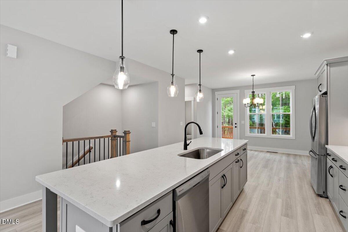 1111 Blackthorn Lane