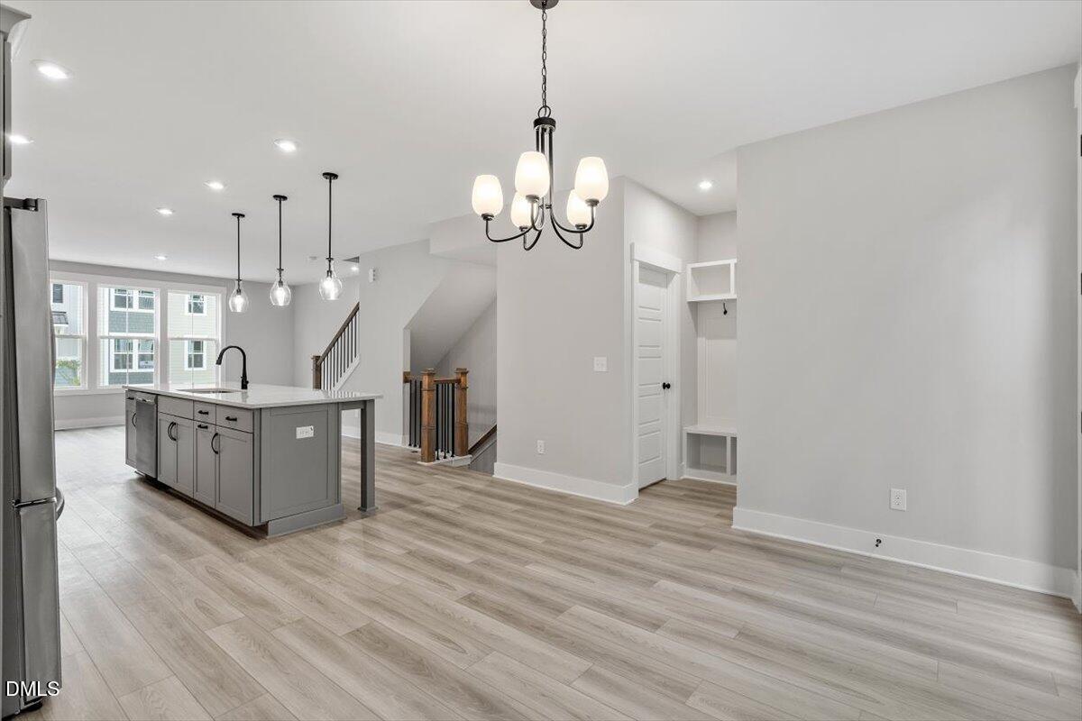 1111 Blackthorn Lane