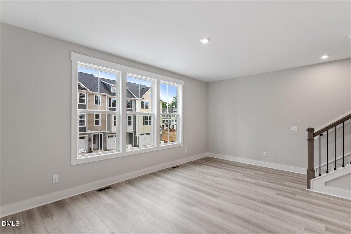 1111 Blackthorn Lane