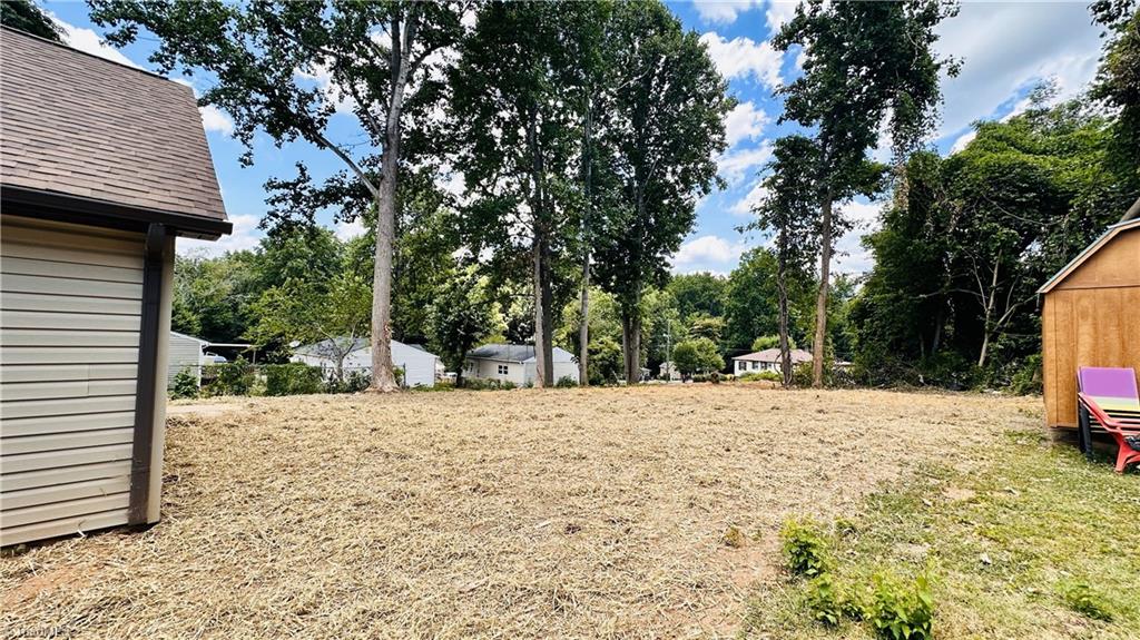 647 Glenbrook Drive, Winston-Salem