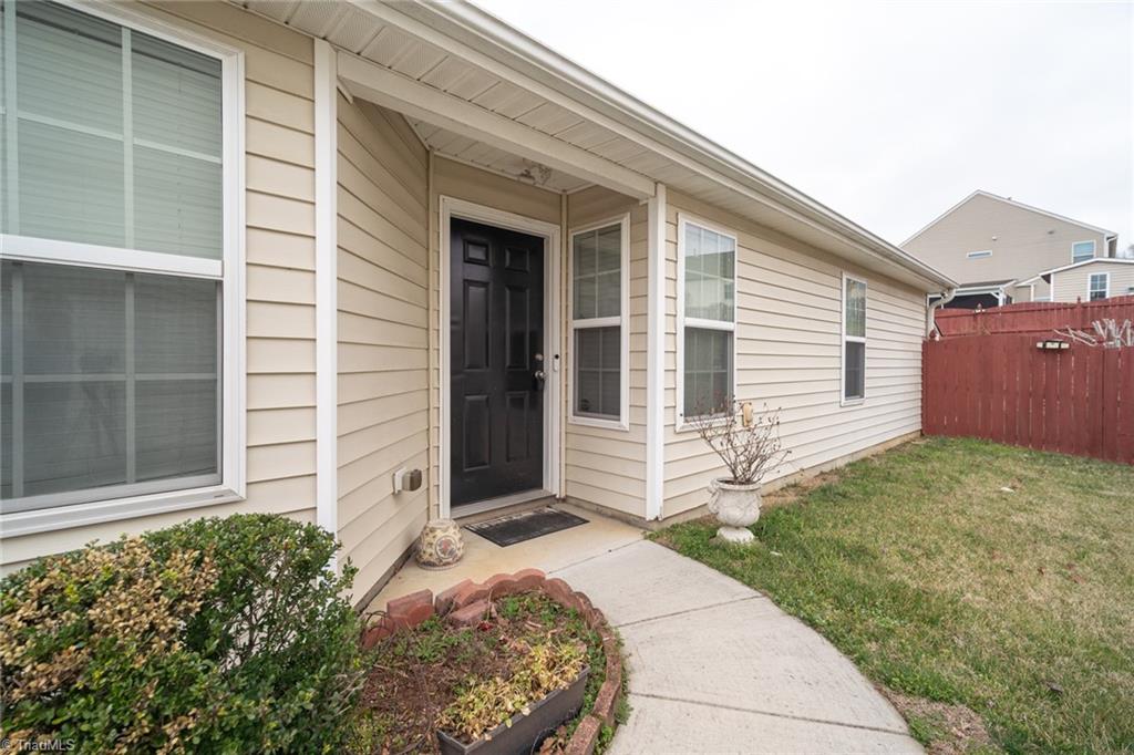 2303 Talon Drive, McLeansville