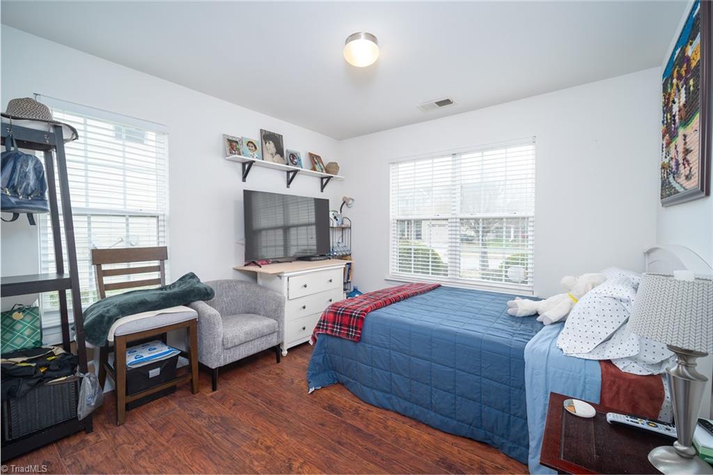 2303 Talon Drive, McLeansville