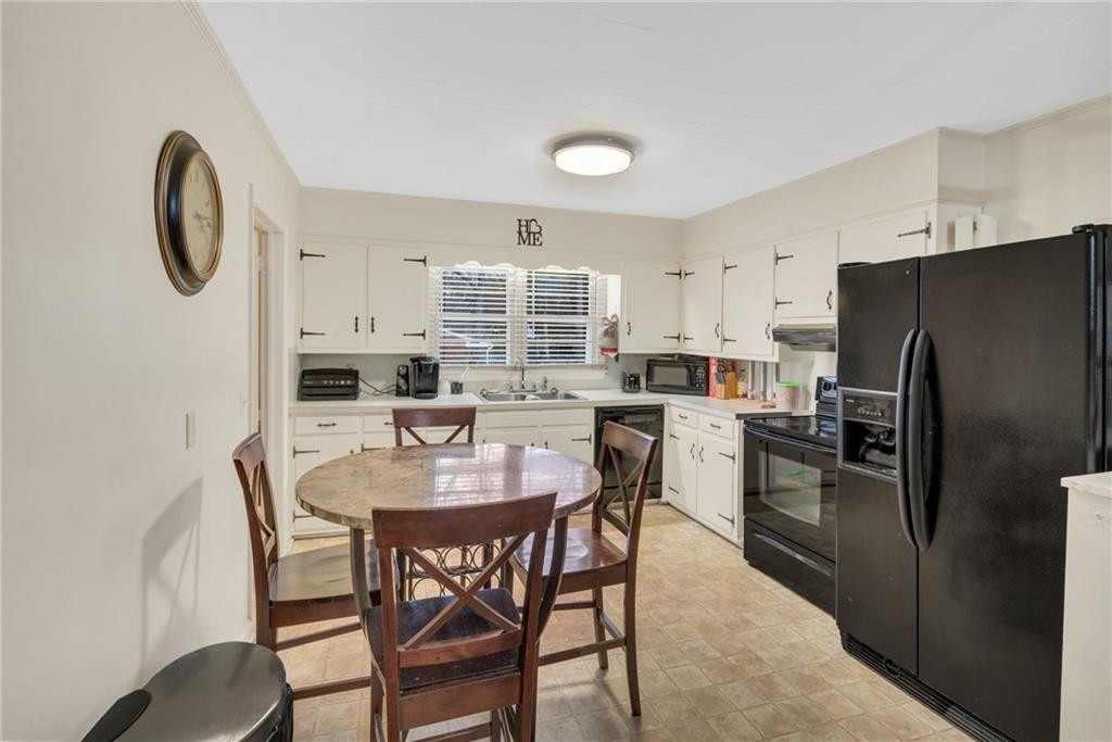 2018 S Ashland Drive