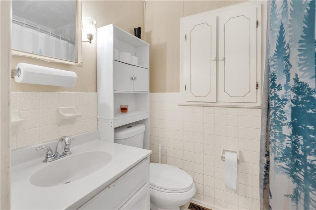 2018 S Ashland Drive