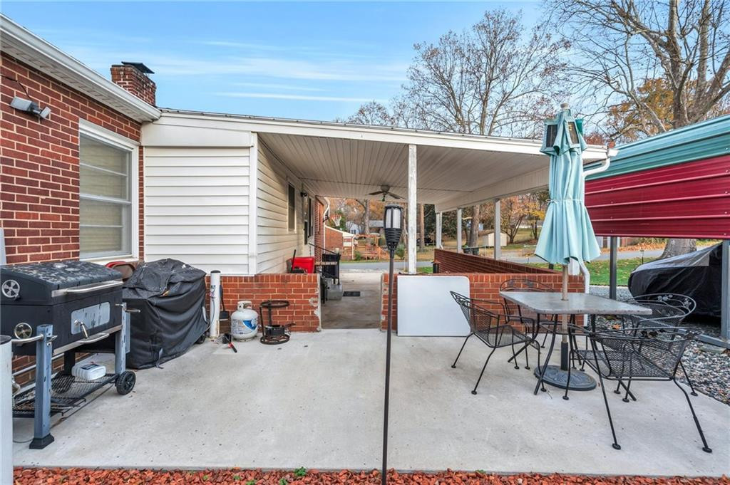 2018 S Ashland Drive