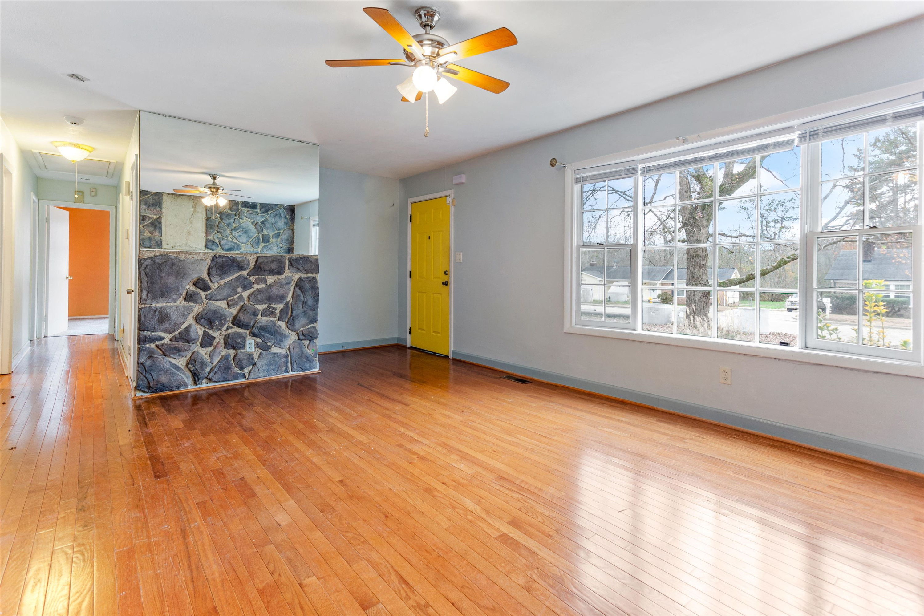 1233 Beverly Drive