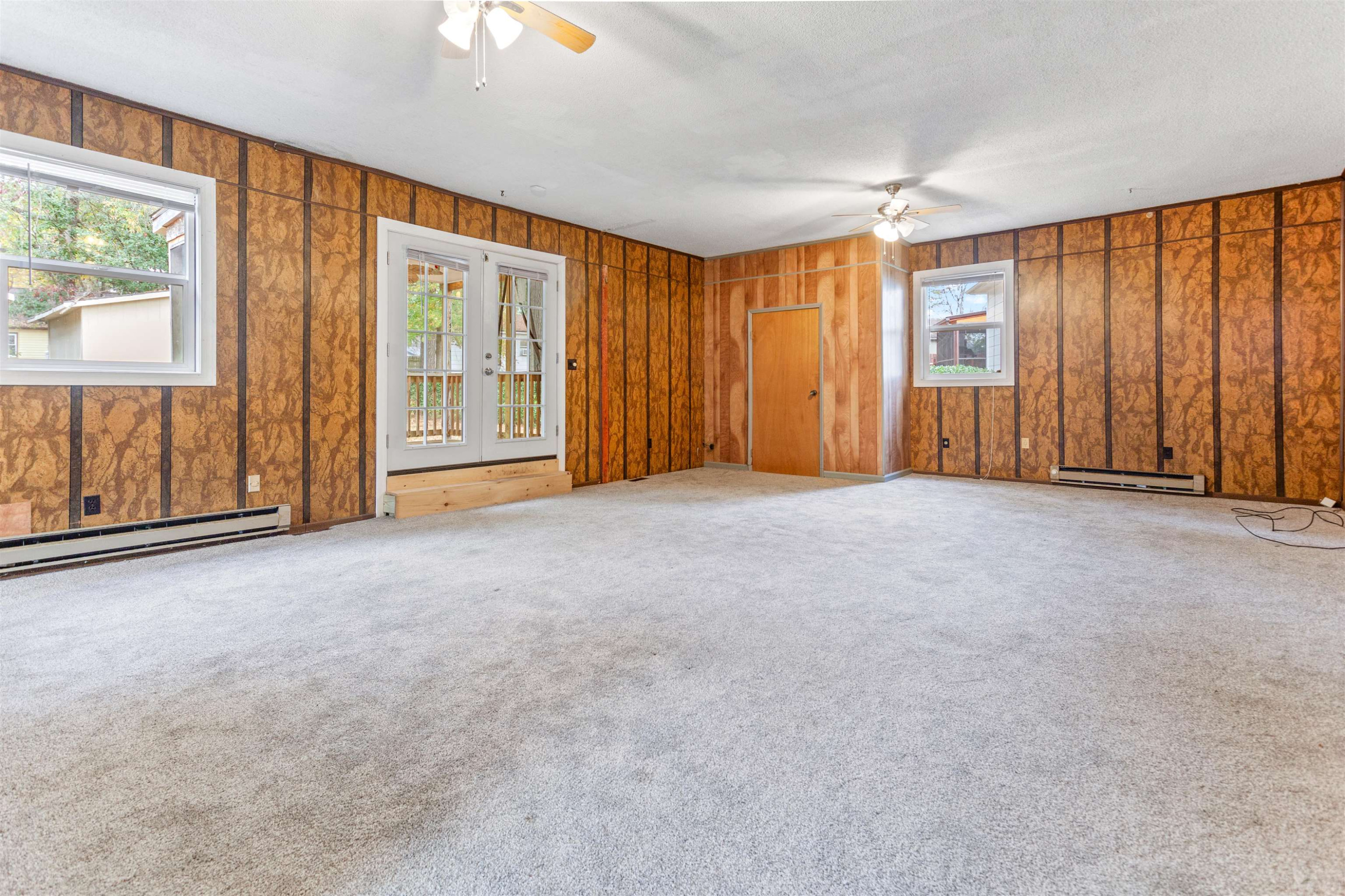 1233 Beverly Drive