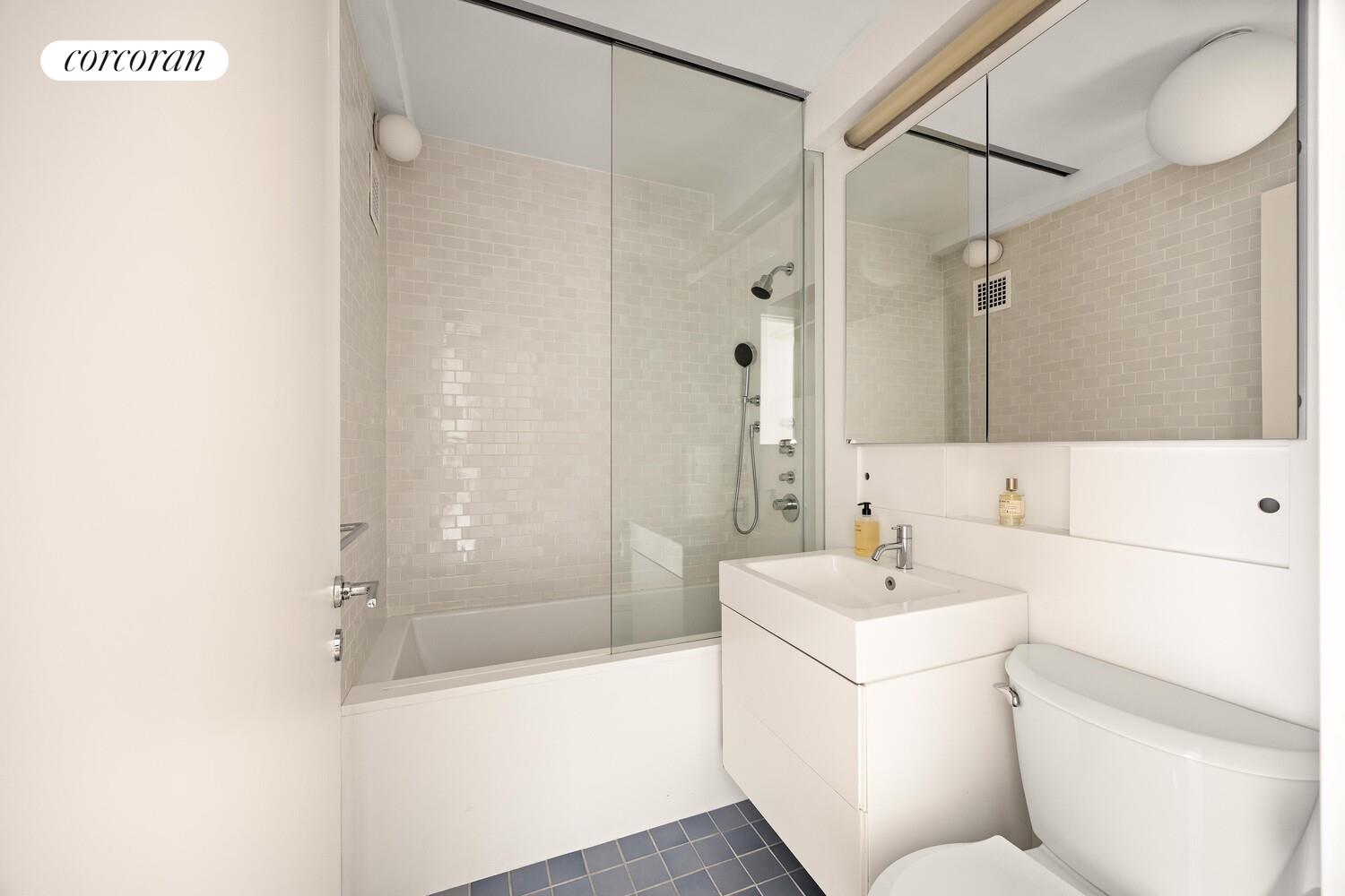 136 E 76TH Street 6AB