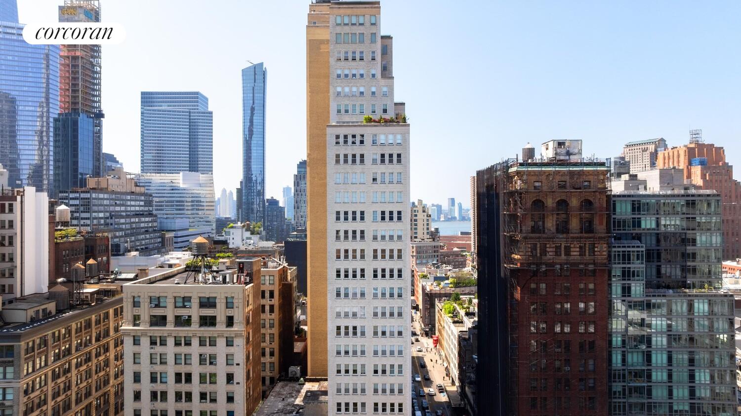 270 BROADWAY 19B
