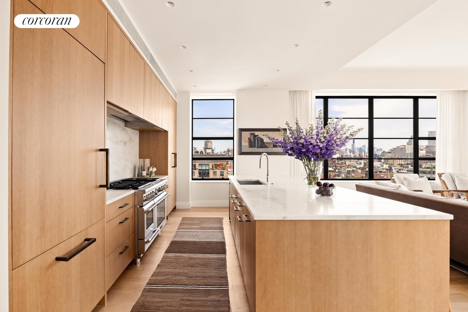 10 SULLIVAN Street 12A