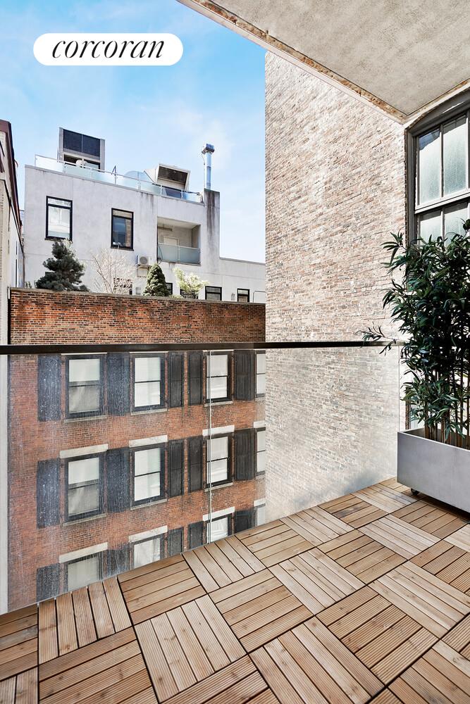 16 W 21ST Street 10/11