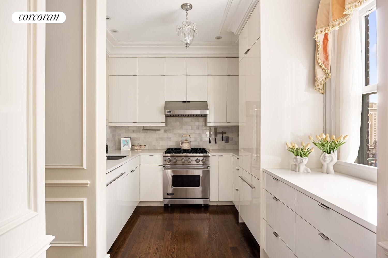 205 W 57TH Street 10DC