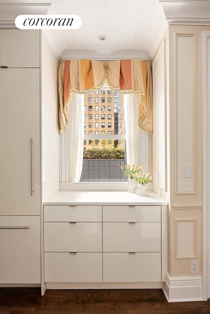 205 W 57TH Street 10DC