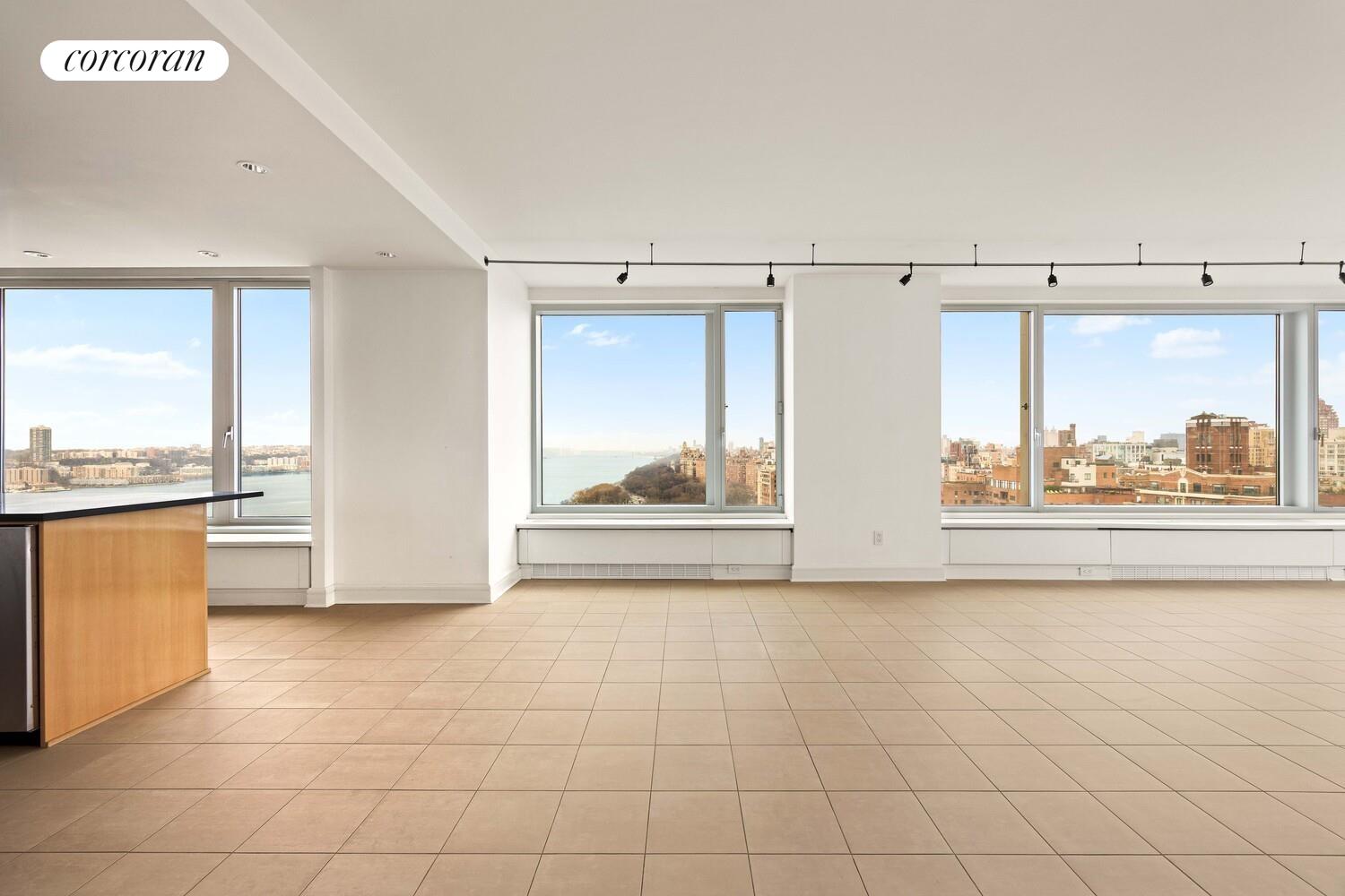 240 RIVERSIDE Boulevard 23AC