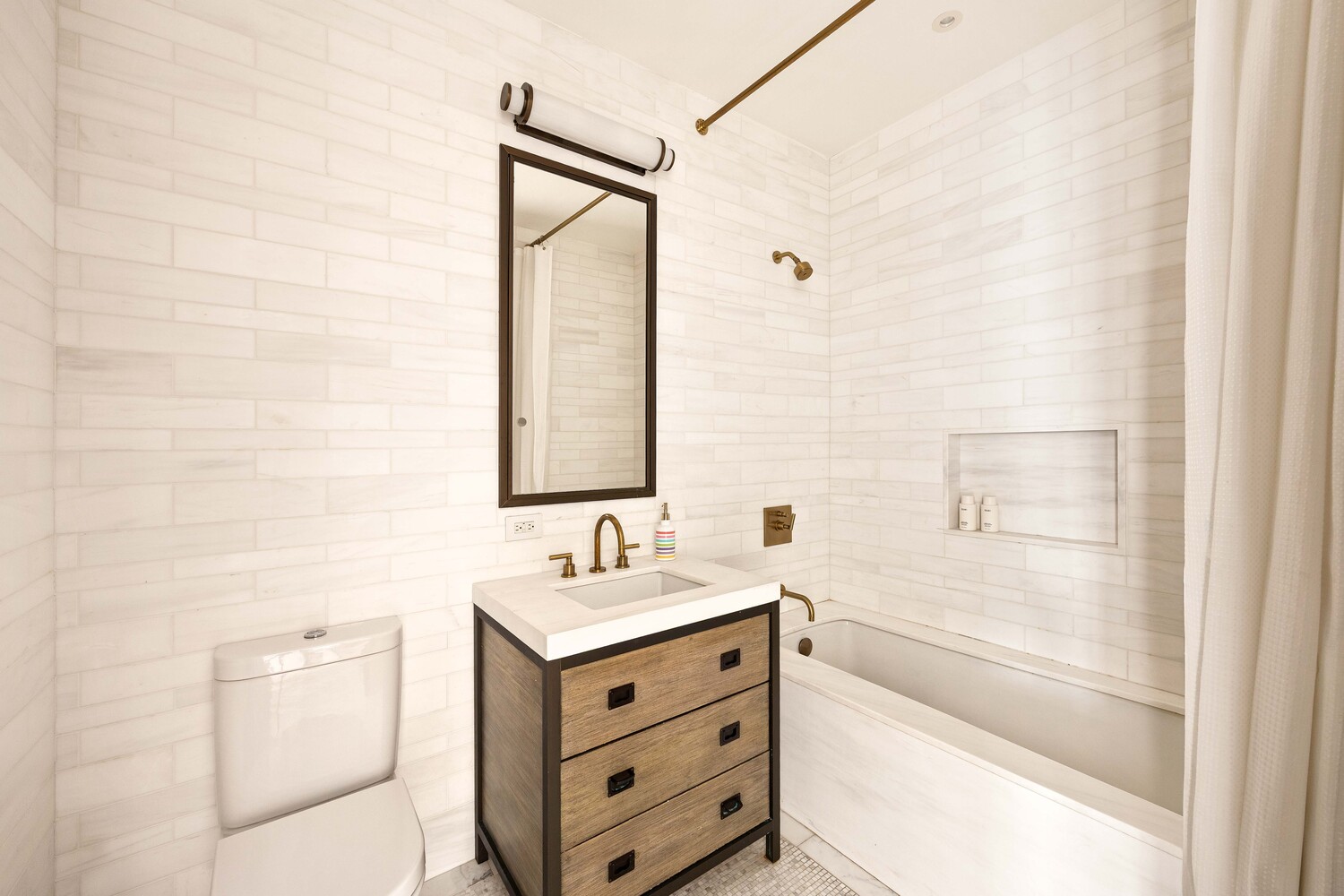 443 GREENWICH Street 5B
