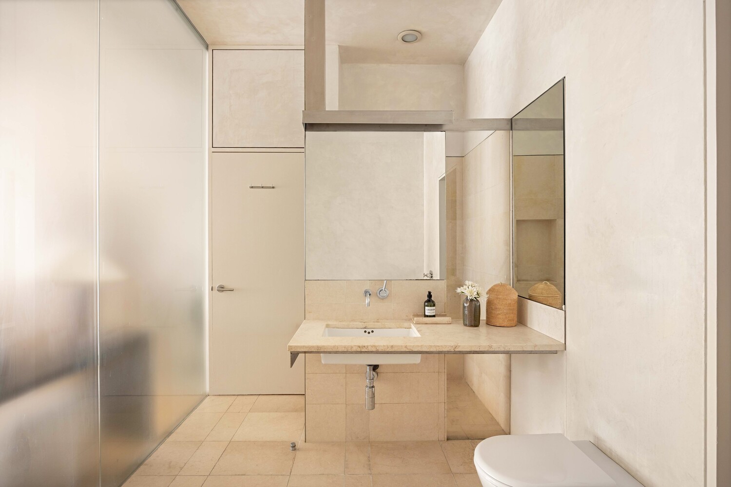 15 W 24TH Street 3RDFL