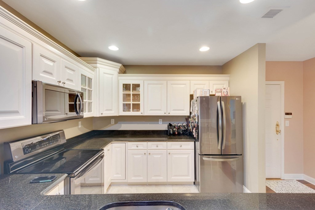 2308 Briarwood Vlg # 2308