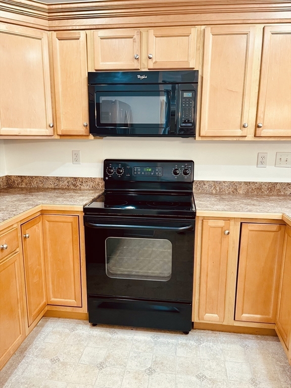 639 Devenwood Way # 639