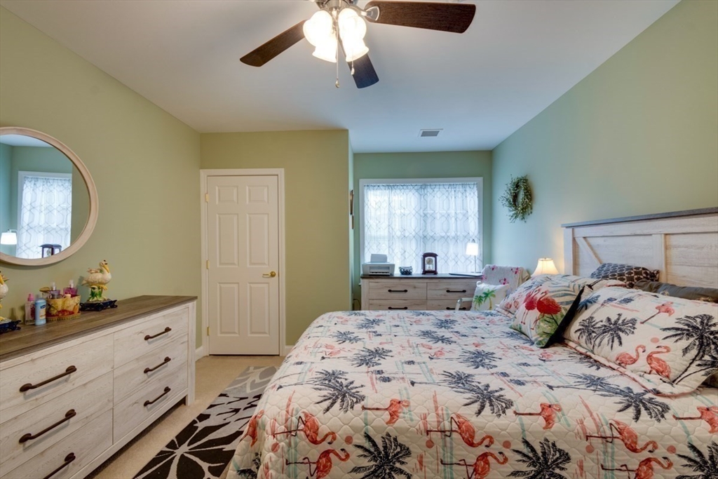 2107 Briarwood Vlg # 2107