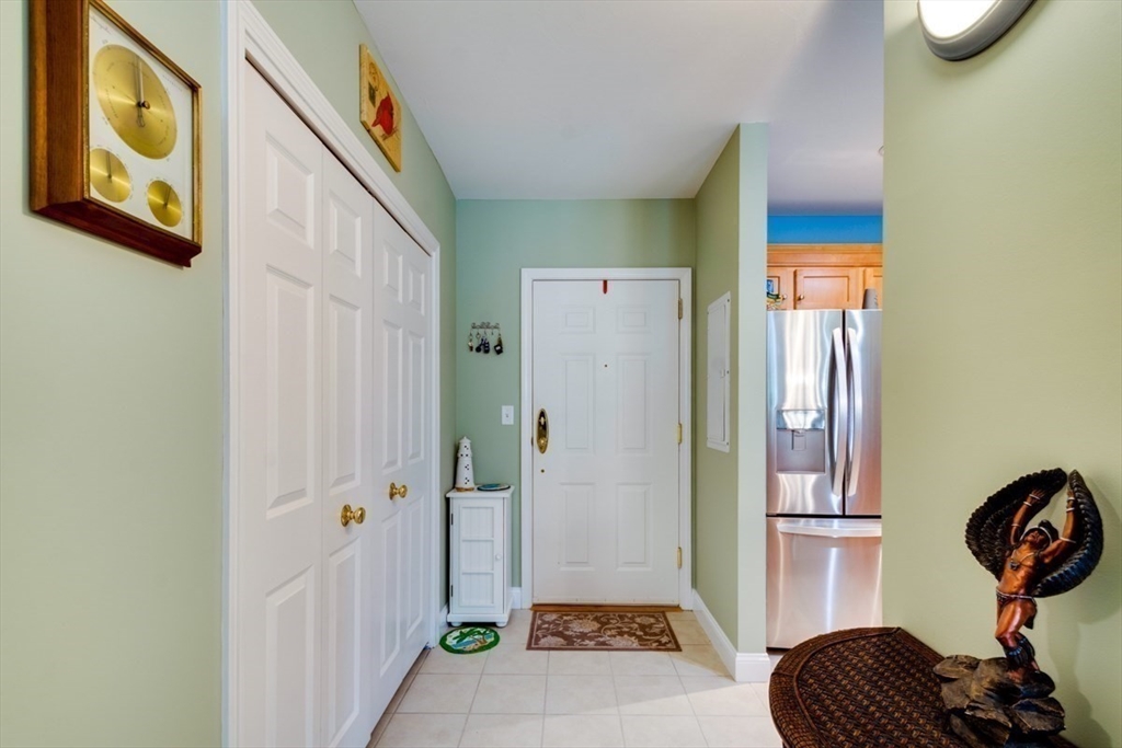 2107 Briarwood Vlg # 2107