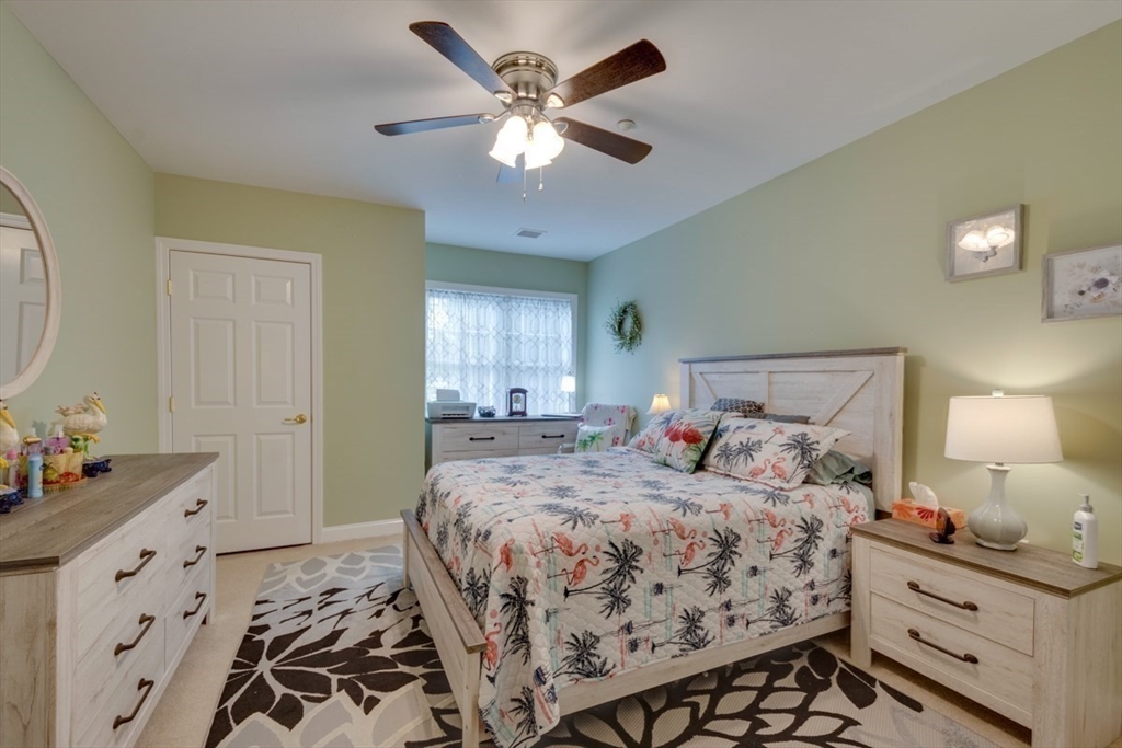 2107 Briarwood Vlg # 2107