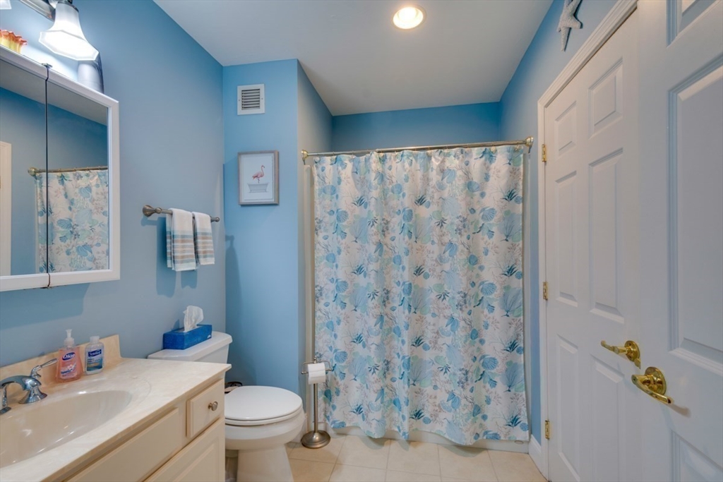 2107 Briarwood Vlg # 2107