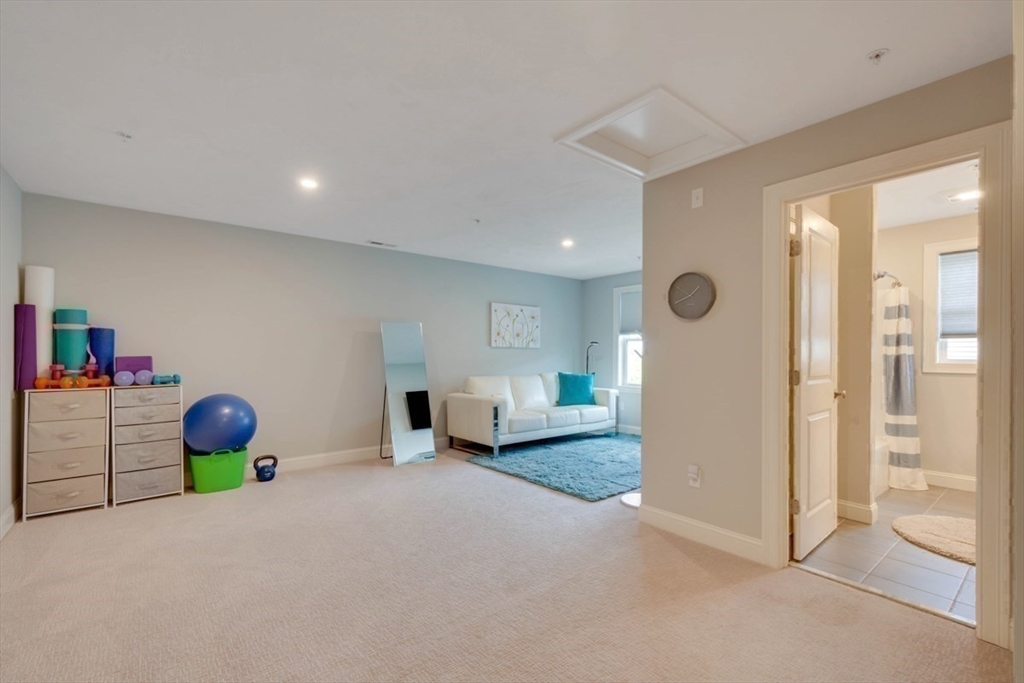 841 Ledgewood Way # 841