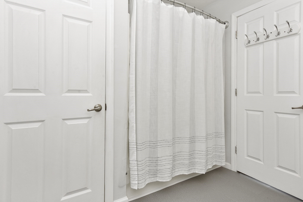 101 Violetwood Cir # 101