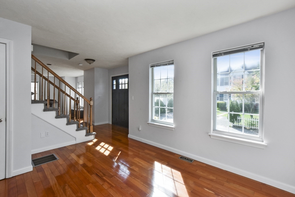 101 Violetwood Cir # 101