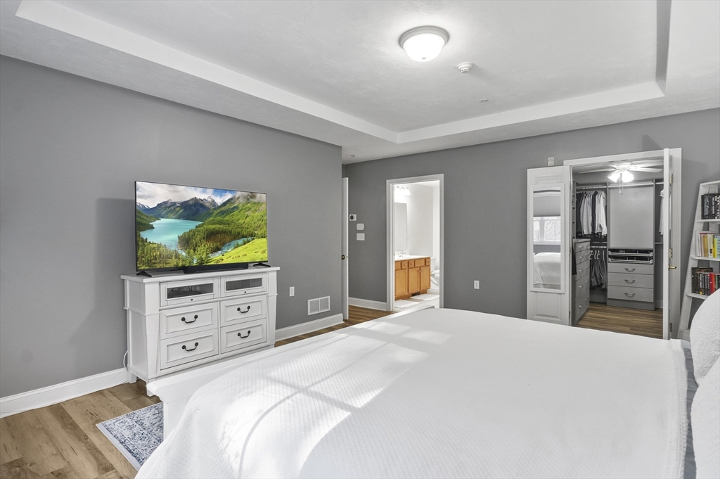 827 Ledgewood Way # 827