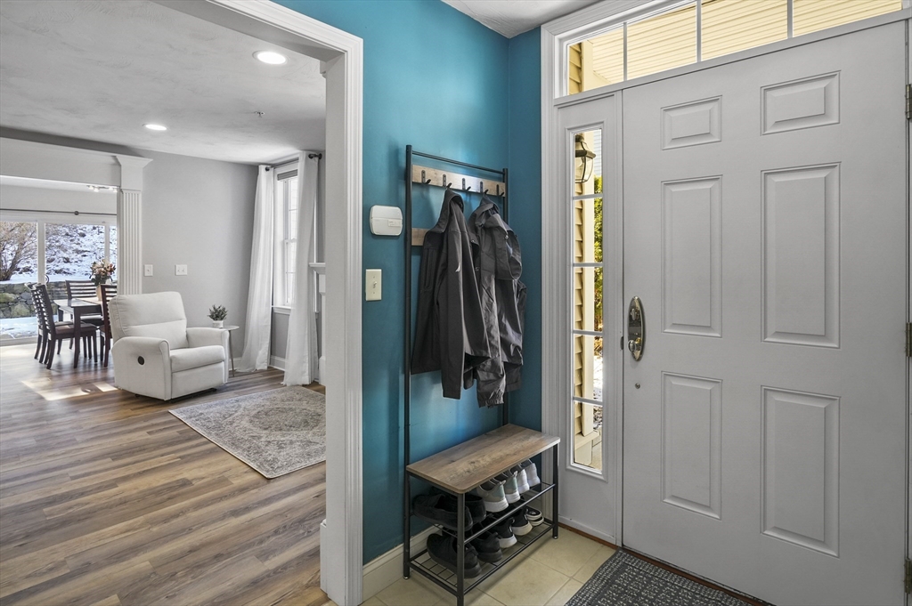 827 Ledgewood Way # 827