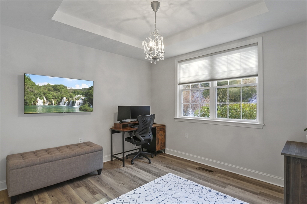 827 Ledgewood Way # 827