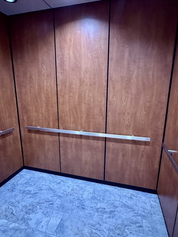 2209 Briarwood Vlg # 2209