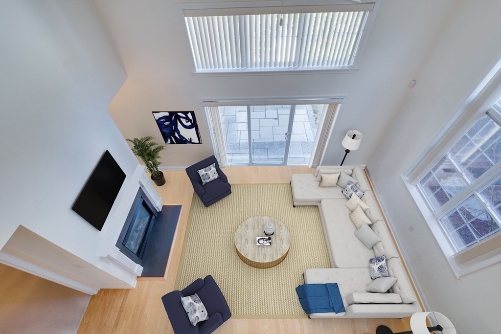 430 Boxwood Ln # 430