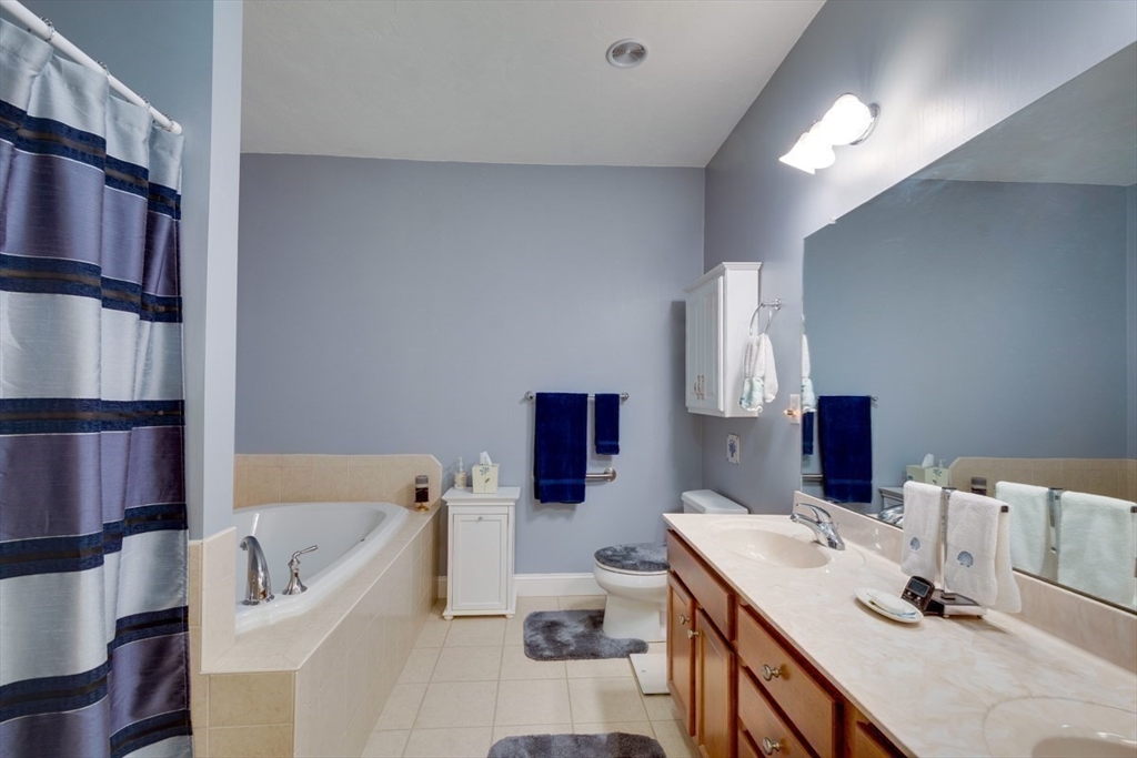 430 Boxwood Ln # 430