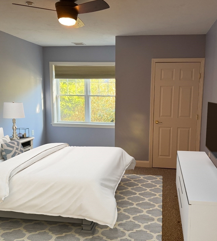 2105 Briarwood Vlg # 2105