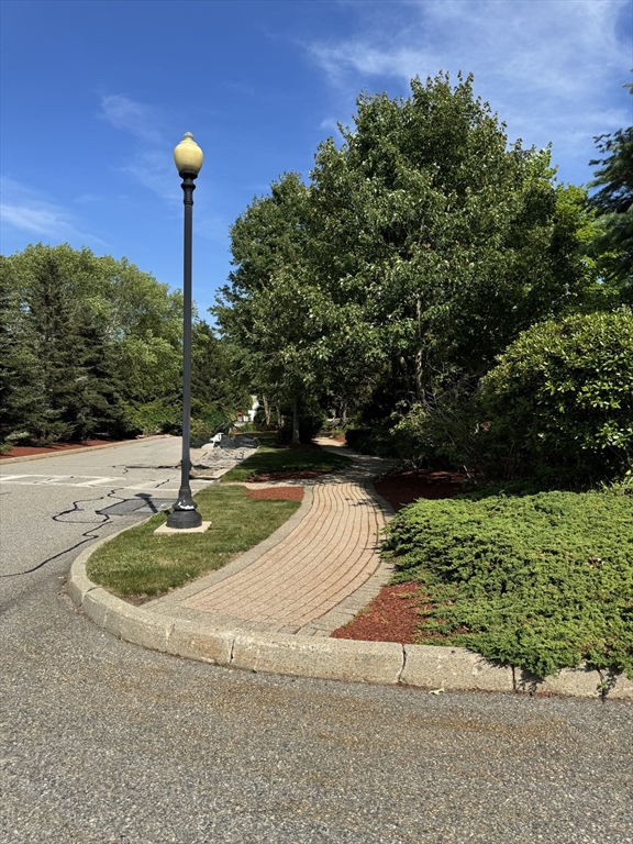 404 Fernwood Ln # 404