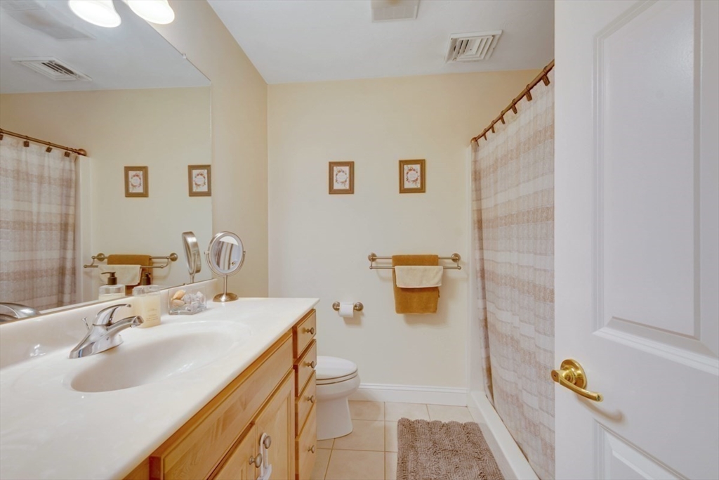 404 Fernwood Ln # 404