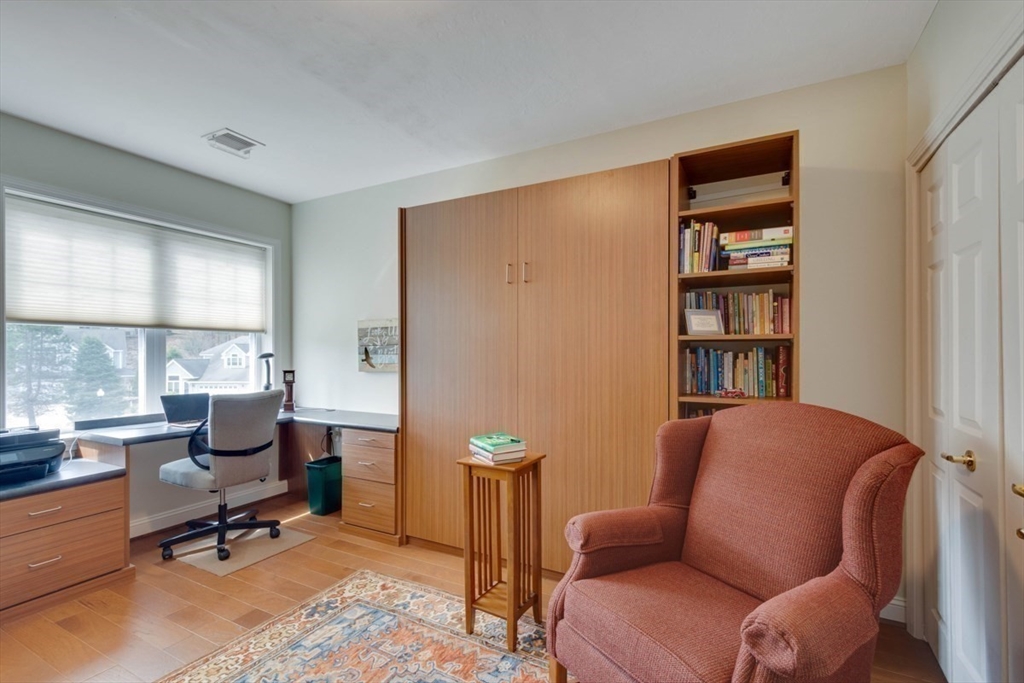 2311 Briarwood Vlg # 2311